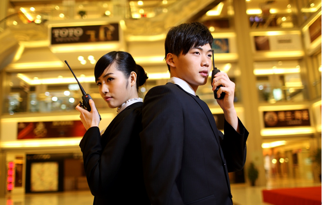 對(duì)講機(jī)怎么保持一直在通話(huà)狀態(tài)下?